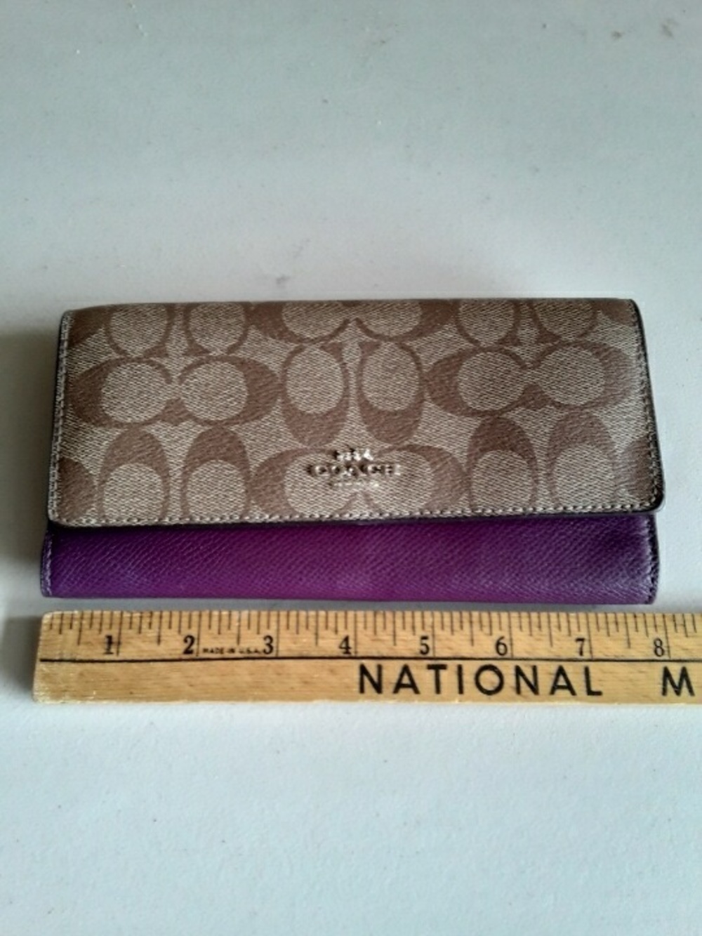 NWOT Coach F53763 Slim Trifold Wallet Signature Canvas Plum keychain fob